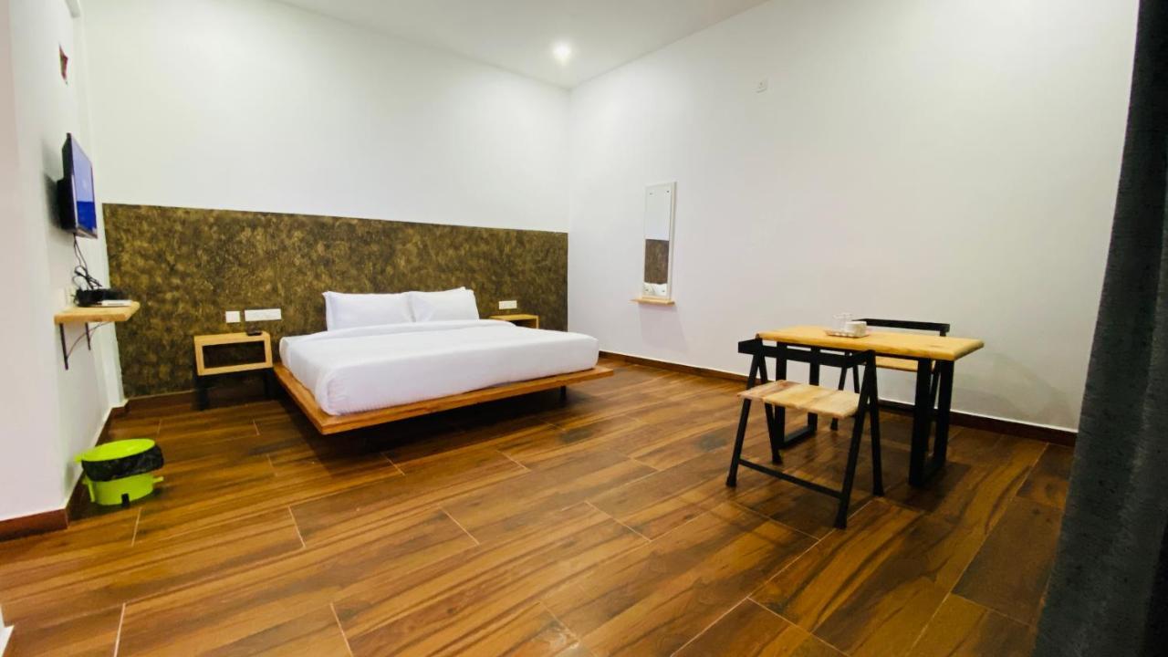 Hill Monk - Whispering Mist Hotel Vagamon Buitenkant foto